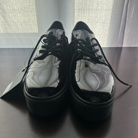 Forever 21 Black Patent Platforms NWT - Picture 1 of 7